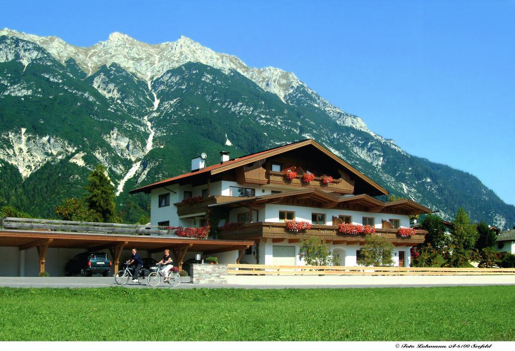 Komfort-Apartments Zufriedenheit Leutasch Exterior foto